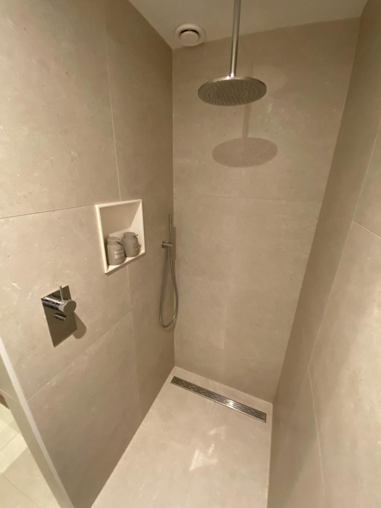 B&B Appartement Rebel And Moon In Het Centrum Van Alblasserdam Ngoại thất bức ảnh
